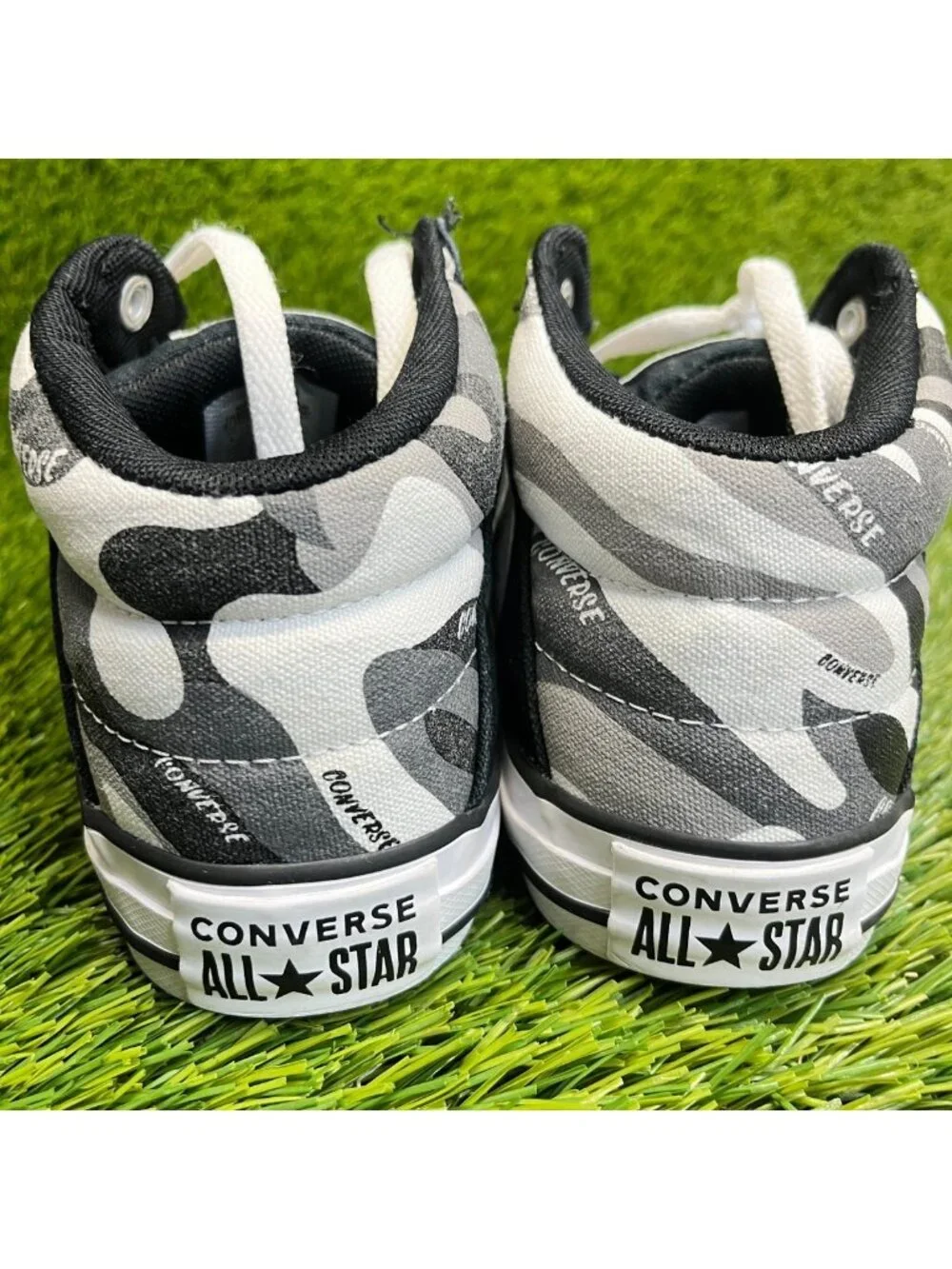 Converse Chuck Taylor All Star Axel Boys Size 6Y Black Athletic Shoes Sneakers